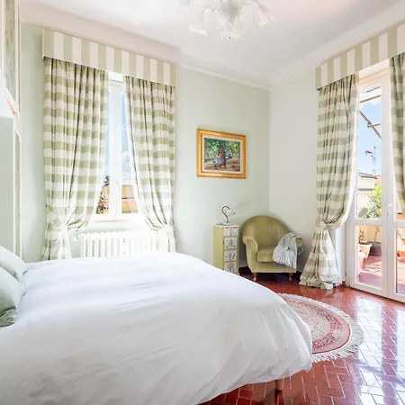 Coppede' Penthouse Apartment