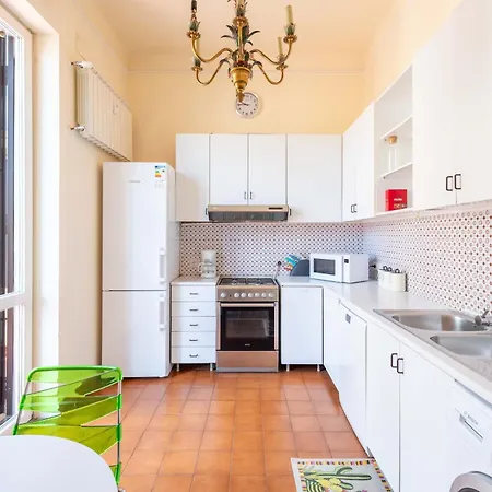 アパート Coppede' Penthouse ローマ